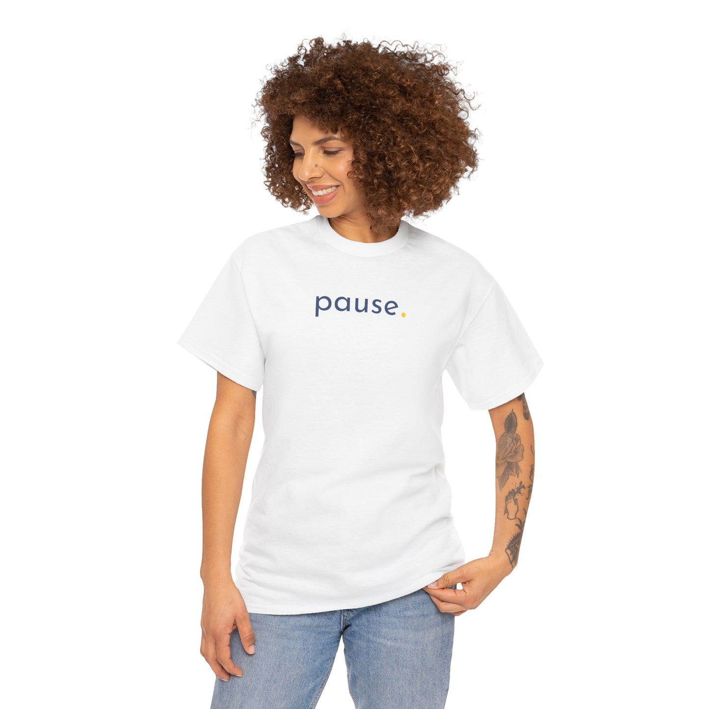 Pause. Tee